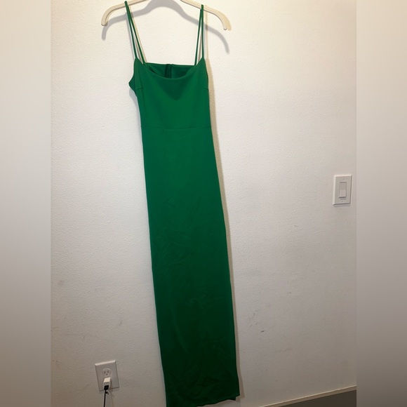 Lovers + Friends Karma Maxi Dress in Kelly Green NWT - Picture 5 of 9